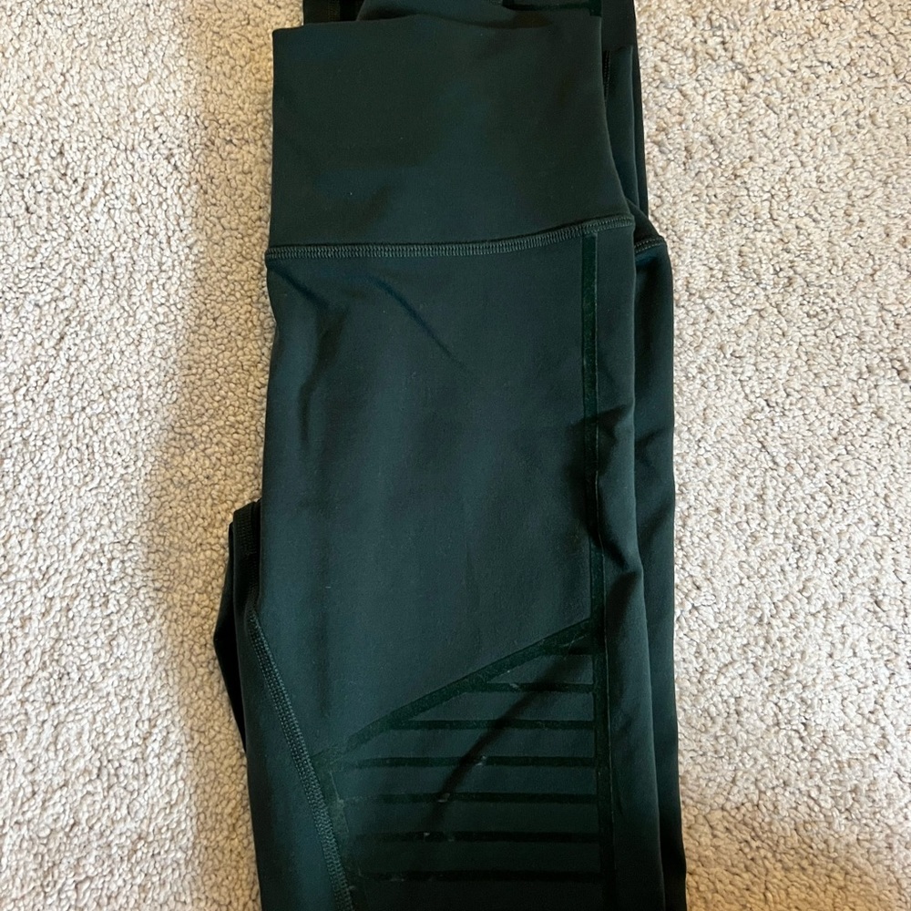 Alo yoga thick material green leggings